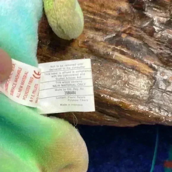 TY Iggy, the rainbow iguana. Great condition. 1997. Very collectible. - Picture 6 of 6